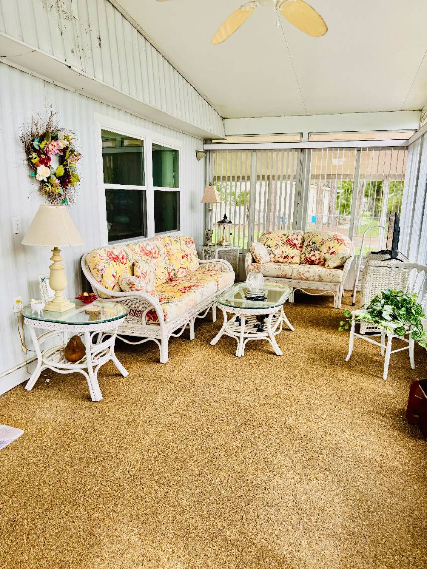 112 Sargasso Lane a Winter Haven, FL Mobile or Manufactured Home for Sale
